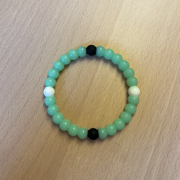 Lokai bracelets (price is negotiable) - Picture 4 of 4